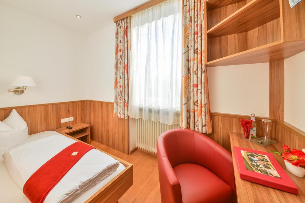 Hotel Drei Loewen Dachau Pokój zdjęcie